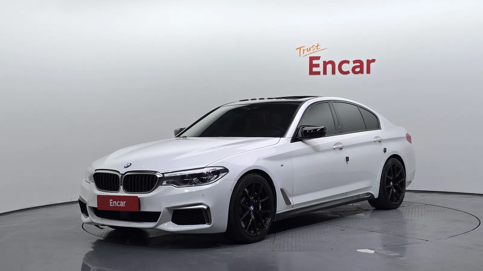 BMW Série 5 (G30) M550d xDrive 2018 — photo 1 sur 20