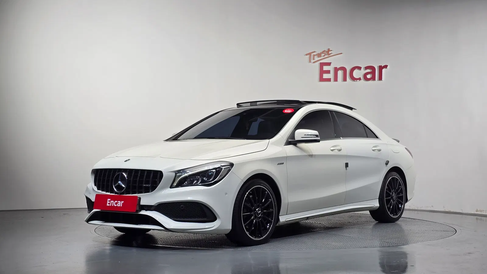 Mercedes-Benz CLA AMG Line · CLA220 (C117) 2018 — photo 1 sur 35