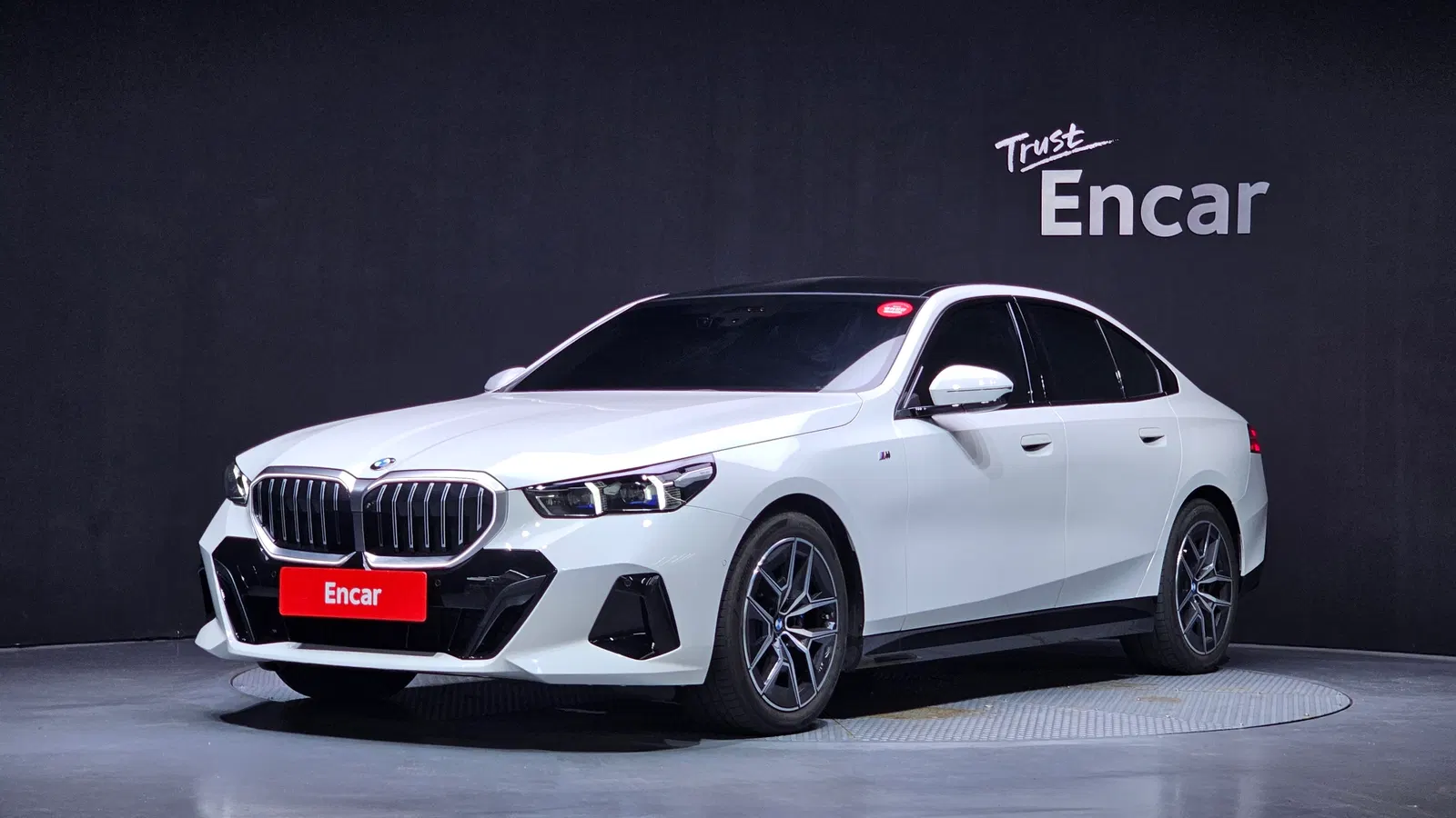 BMW Série 5 (G60) 520i M Sport 2025 — photo 1 sur 35