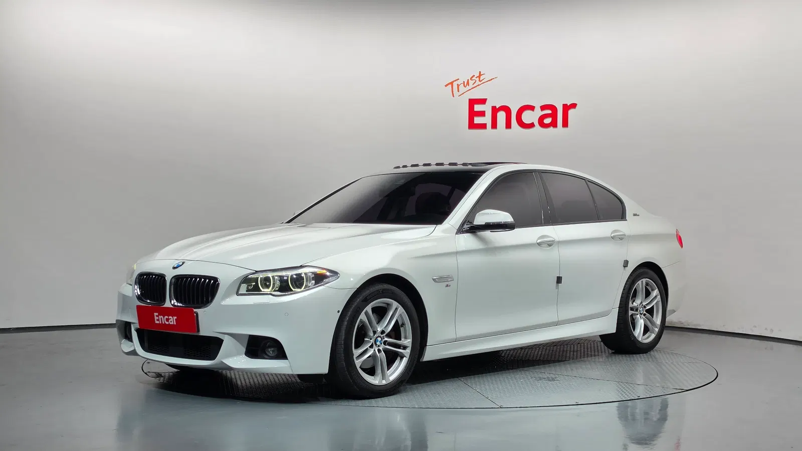 BMW Série 5 (F10) 520d xDrive M Aero Dynamic 2016 — photo 1 sur 20