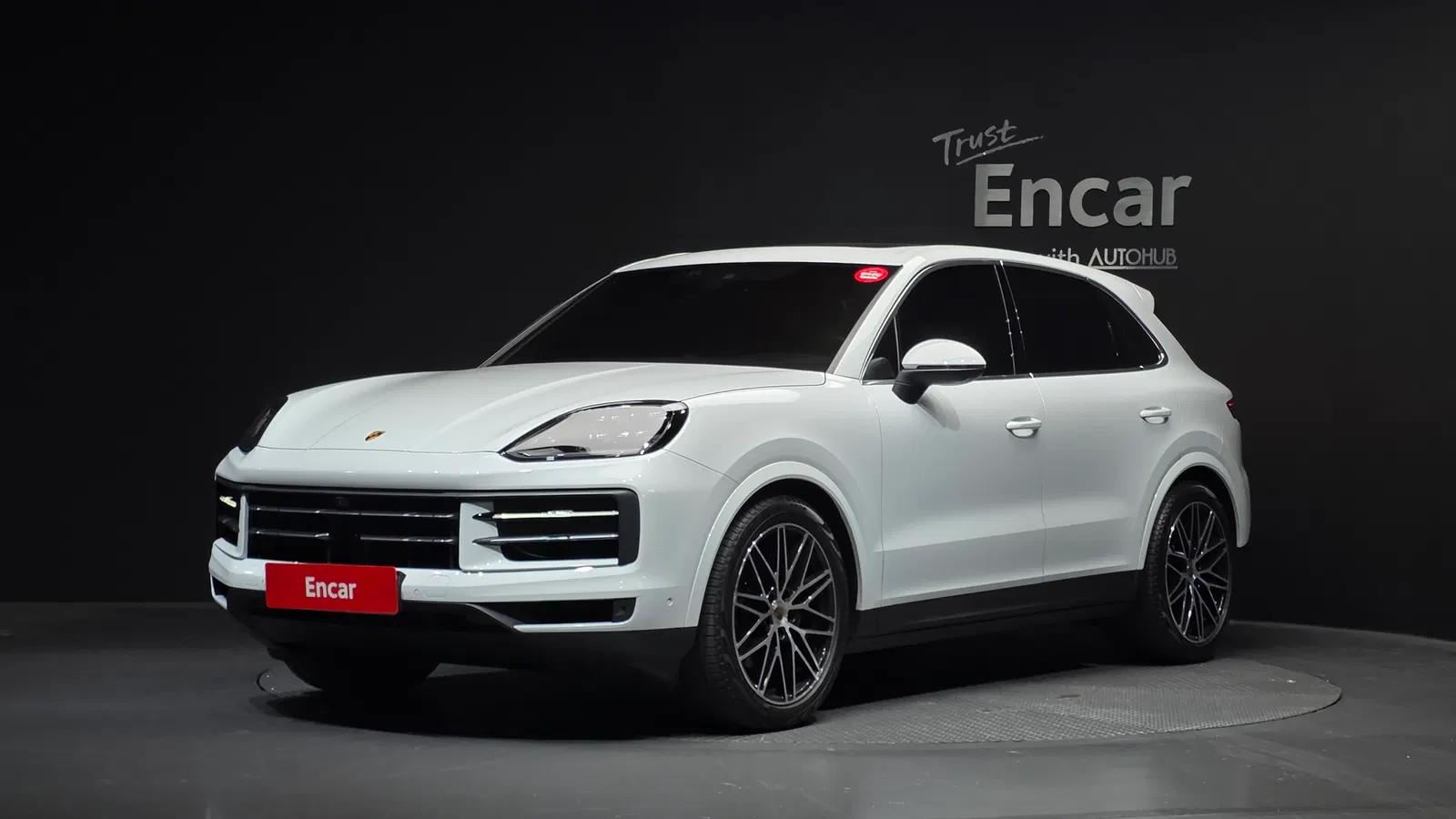 Porsche Cayenne (PO536) 3.0 2024 — photo 1 sur 32