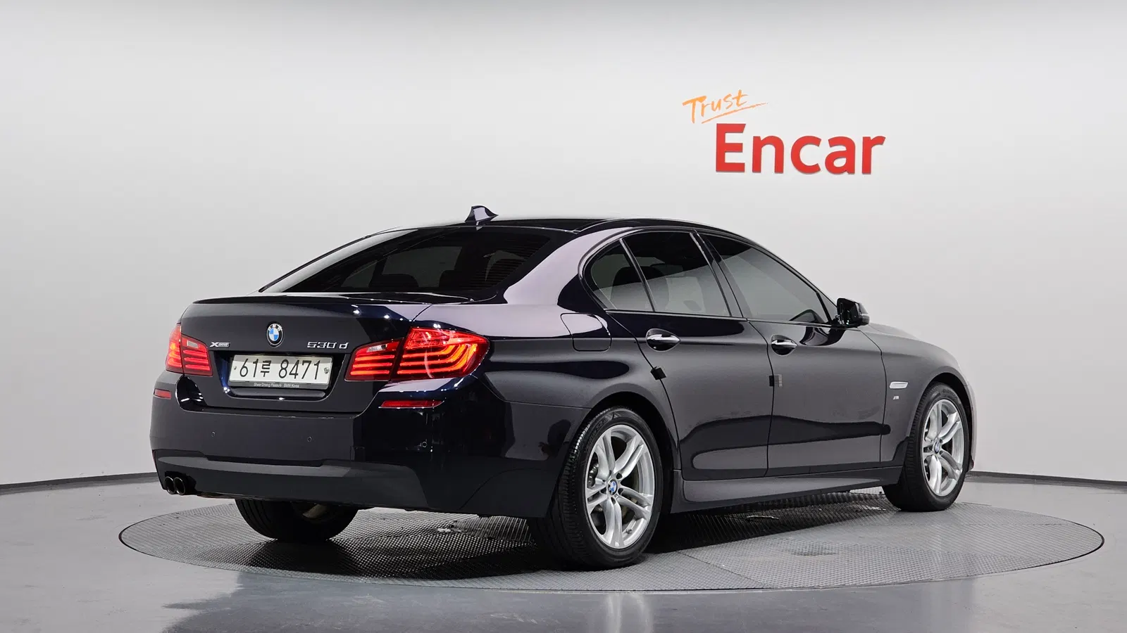 BMW Série 5 (F10) 530d xDrive M Sport 2015 — photo 1 sur 31