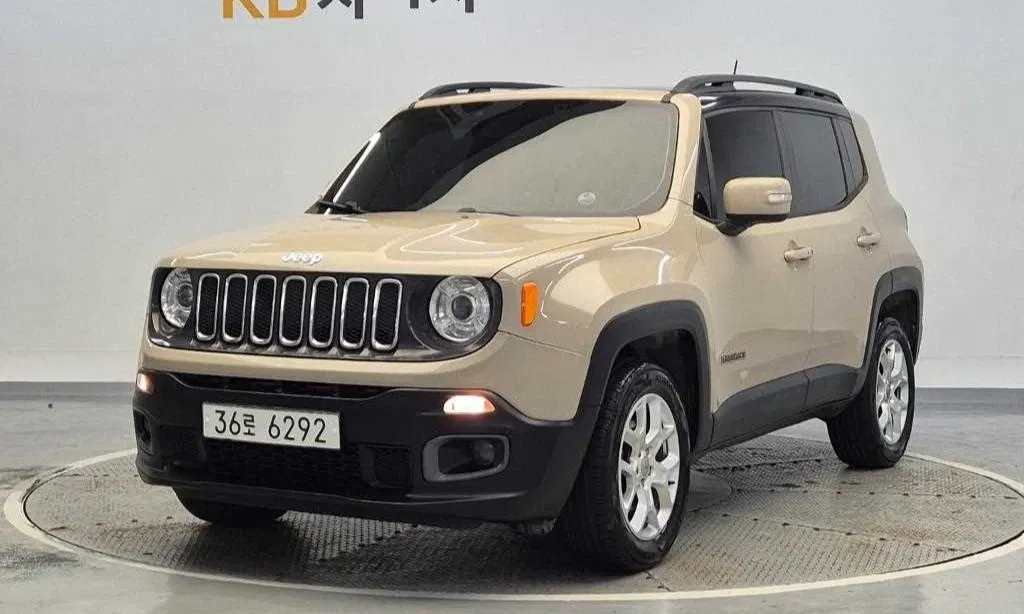 Jeep Renegade 2.0 Diesel Longitude AWD 2016 — photo 1 sur 25