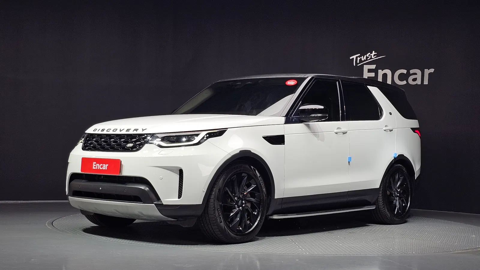 Land Rover Discovery 5 D250 S 2022 — photo 1 sur 37