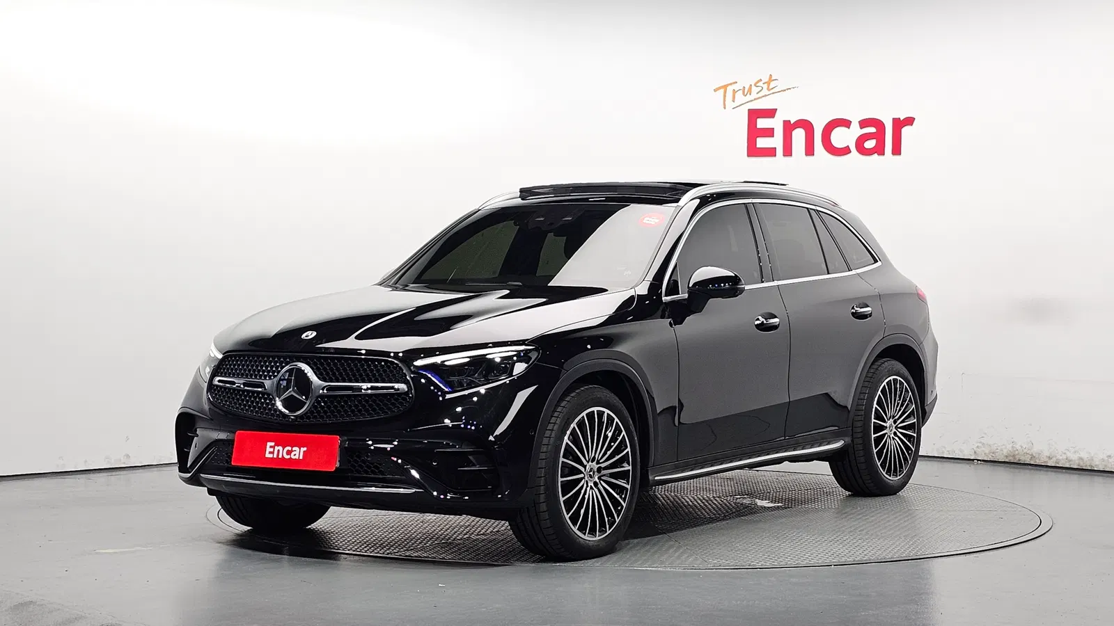 Mercedes-Benz GLC AMG Line · GLC300 4MATIC (X254) 2024 — photo 1 sur 41