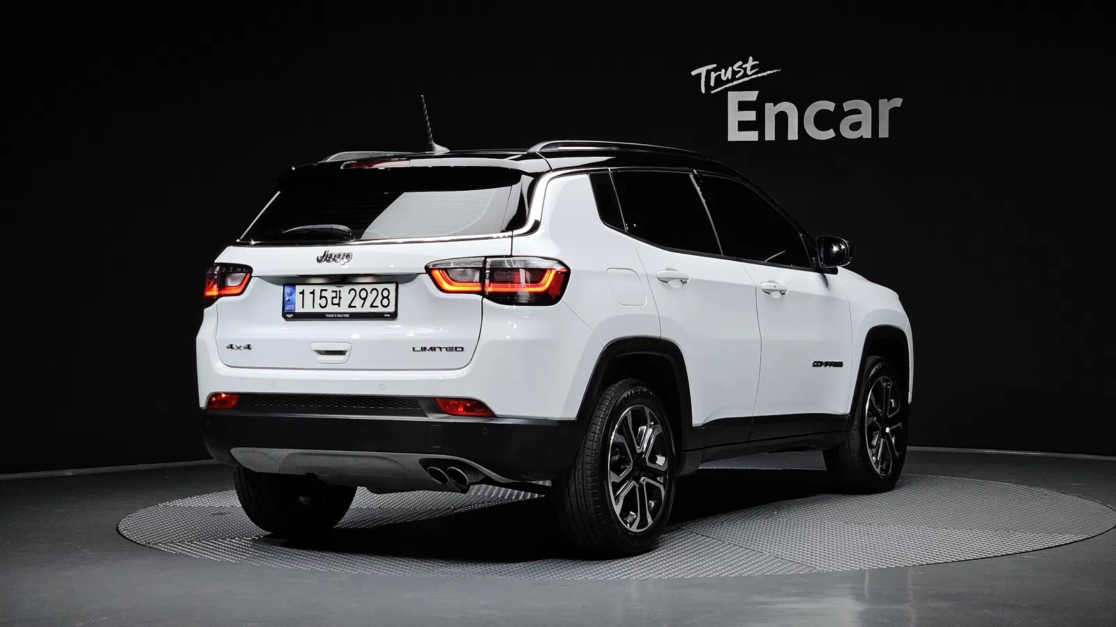 Jeep Compass 2e génération 2.4 Limited AWD 2022 — photo 1 sur 32