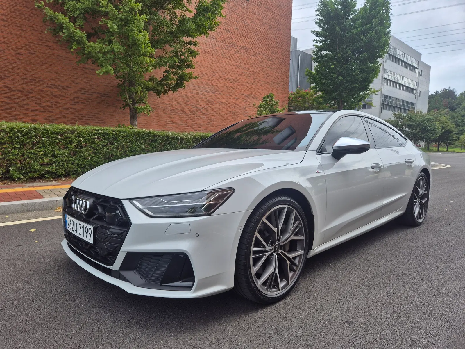 Audi A7 (4K) 55 TFSI Quattro Premium 2025 — photo 1 sur 20