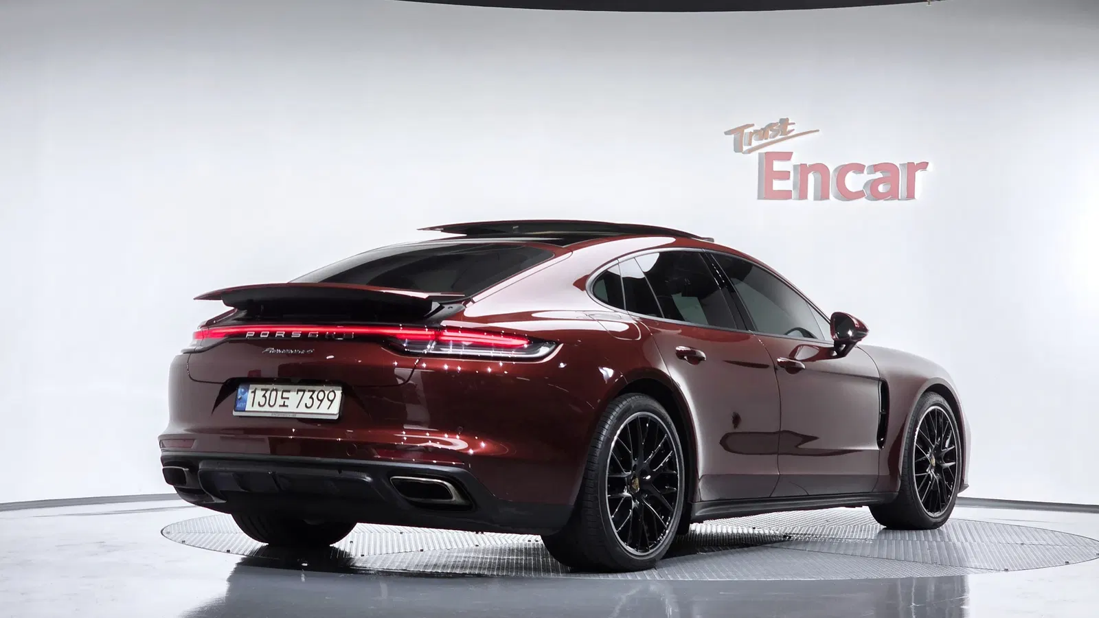 Porsche Panamera (971) 2.9 AWD 2021 — photo 1 sur 35