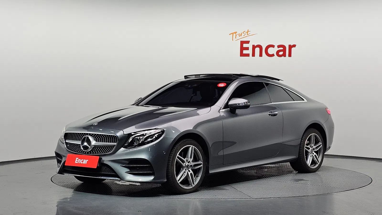 Mercedes-Benz Classe E E220d Coupé (W213) 2017 — photo 1 sur 20