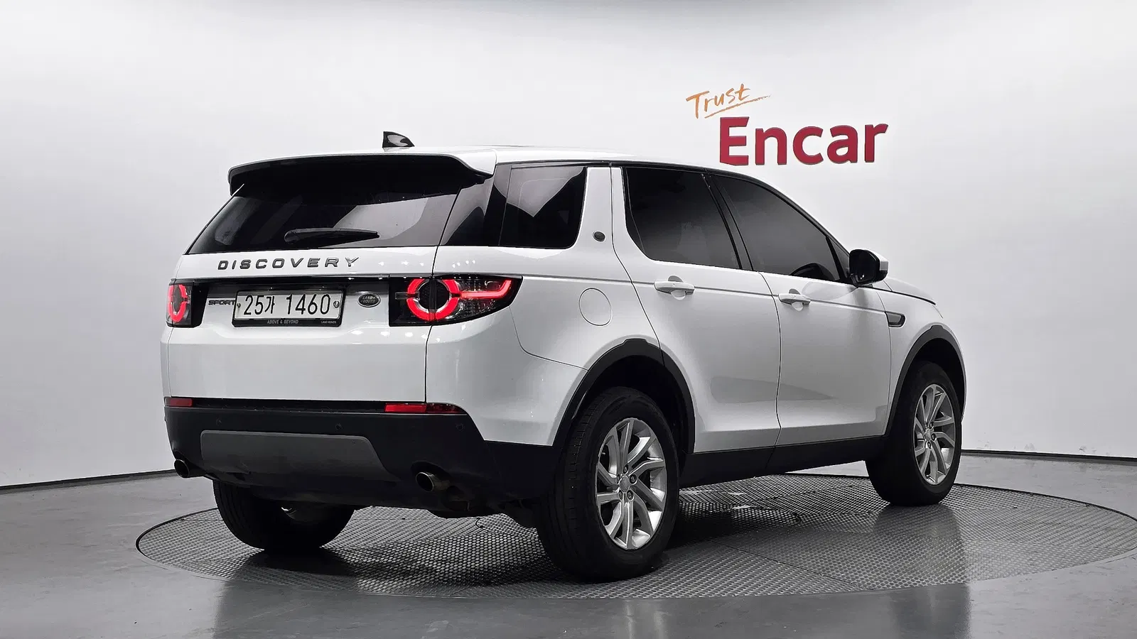Land Rover Discovery Sport 2.0 TD4 SE 2017 — photo 1 sur 31