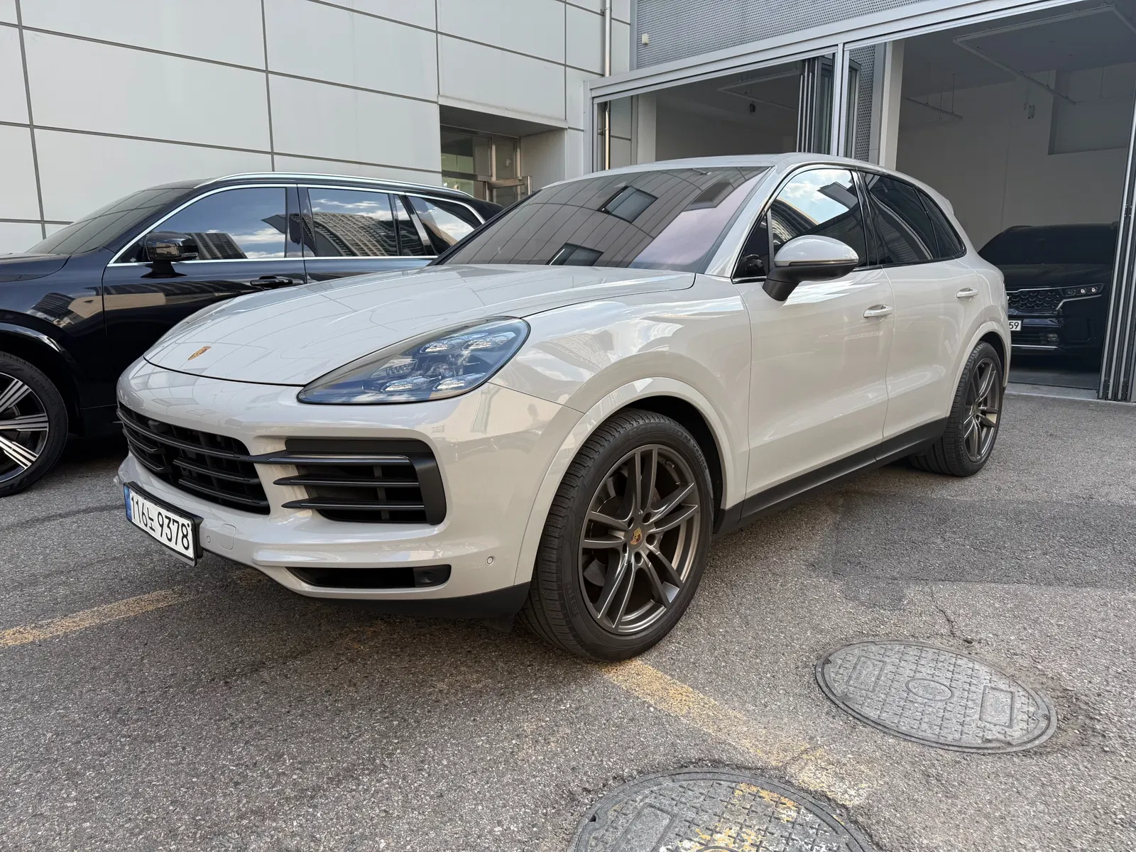 Porsche Cayenne (PO536) 3.0 Platinum Edition 2022 — photo 1 sur 25