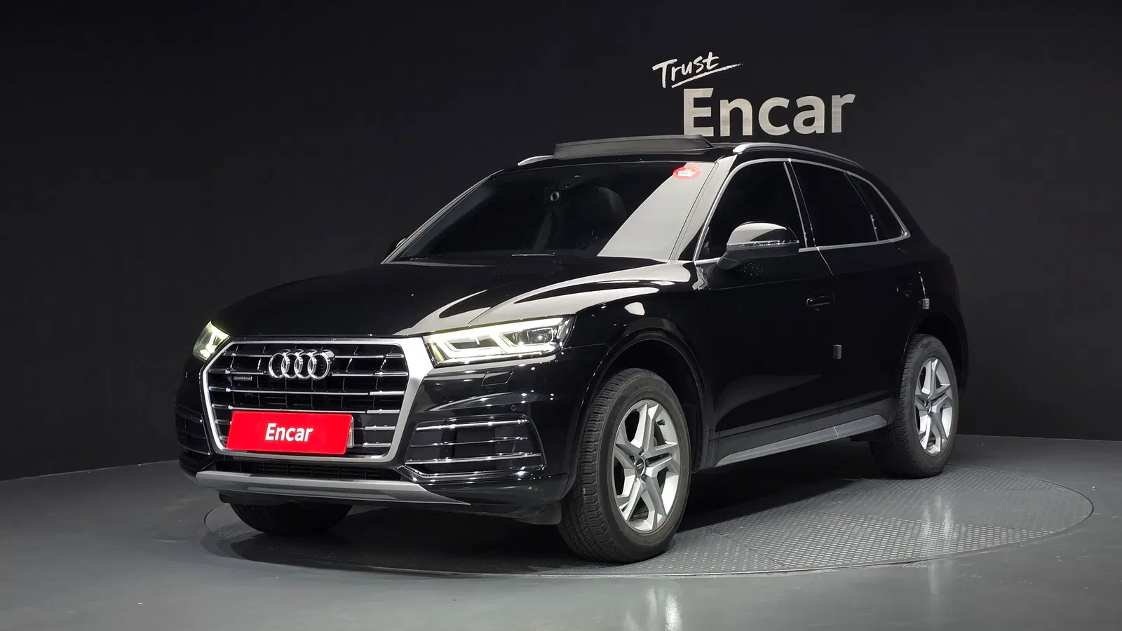 Audi Q5 (FY) 45 TFSI Quattro 2020 — photo 1 sur 20