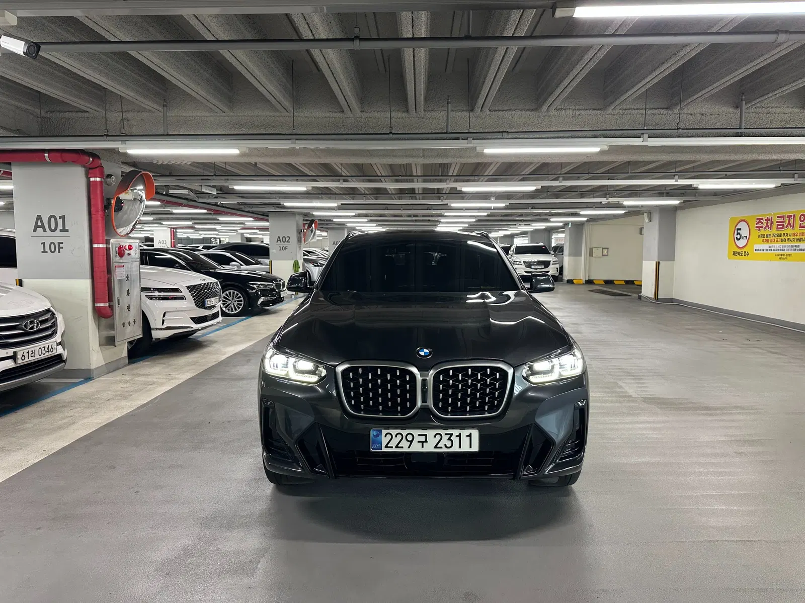 BMW X4 (G02) xDrive20i M Sport 2023 — photo 1 sur 26