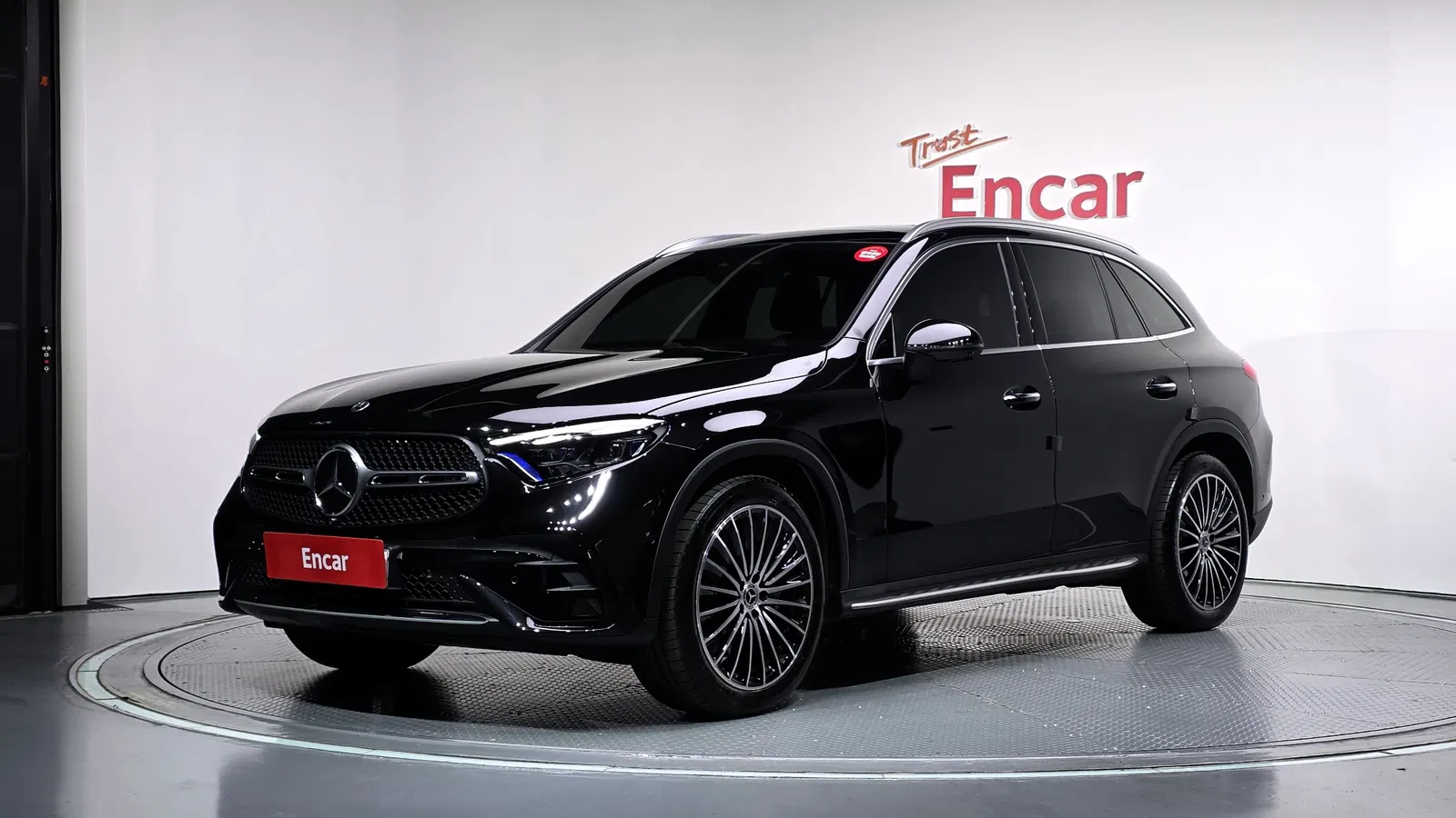 Mercedes-Benz GLC AMG Line · GLC300 4MATIC (X254) 2025 — photo 1 sur 32