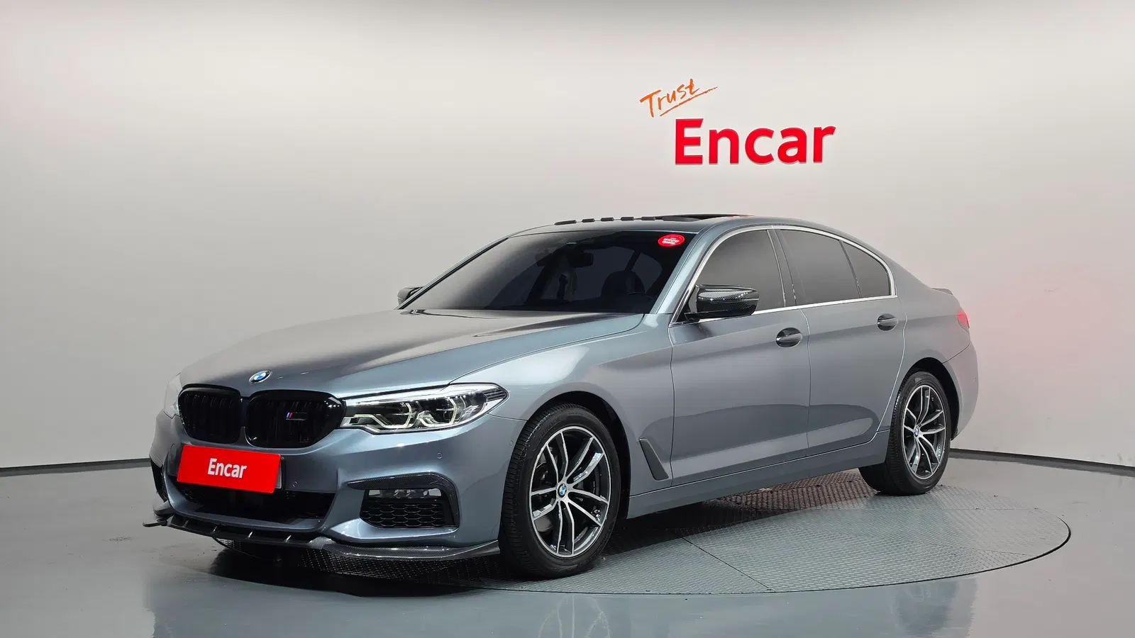 BMW Série 5 (G30) 520d Luxury Special Edition 2018 — photo 1 sur 29