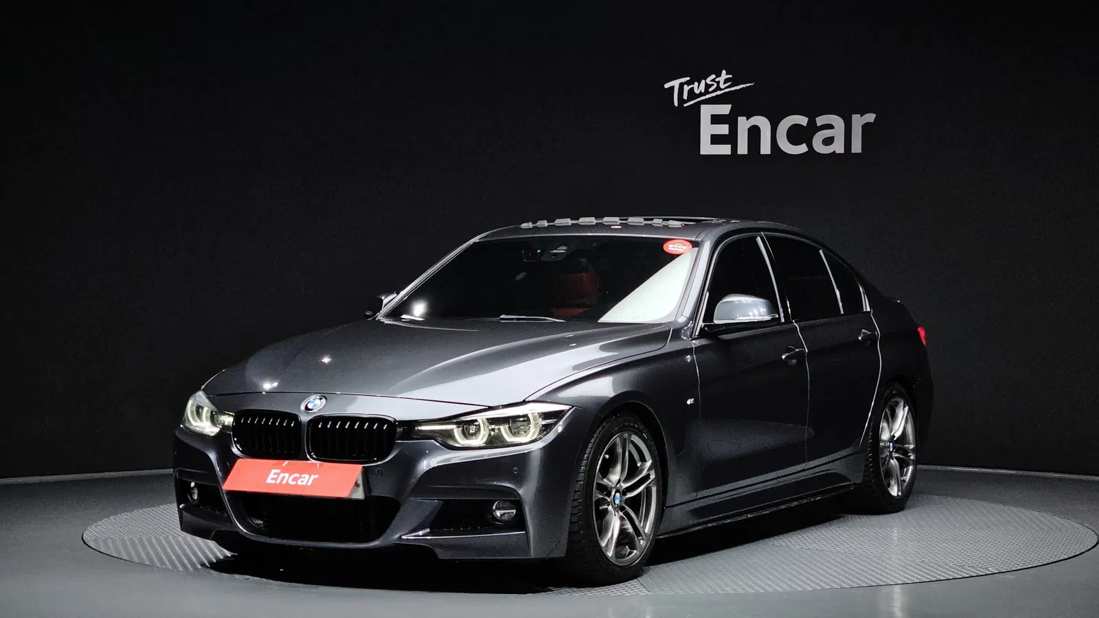 BMW Série 3 (F30) 330i M Sport Shadow 2018 — photo 1 sur 38
