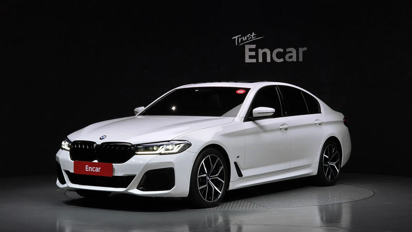 BMW Série 5 (G30) 530i M Sport 2023 — photo 1 sur 31