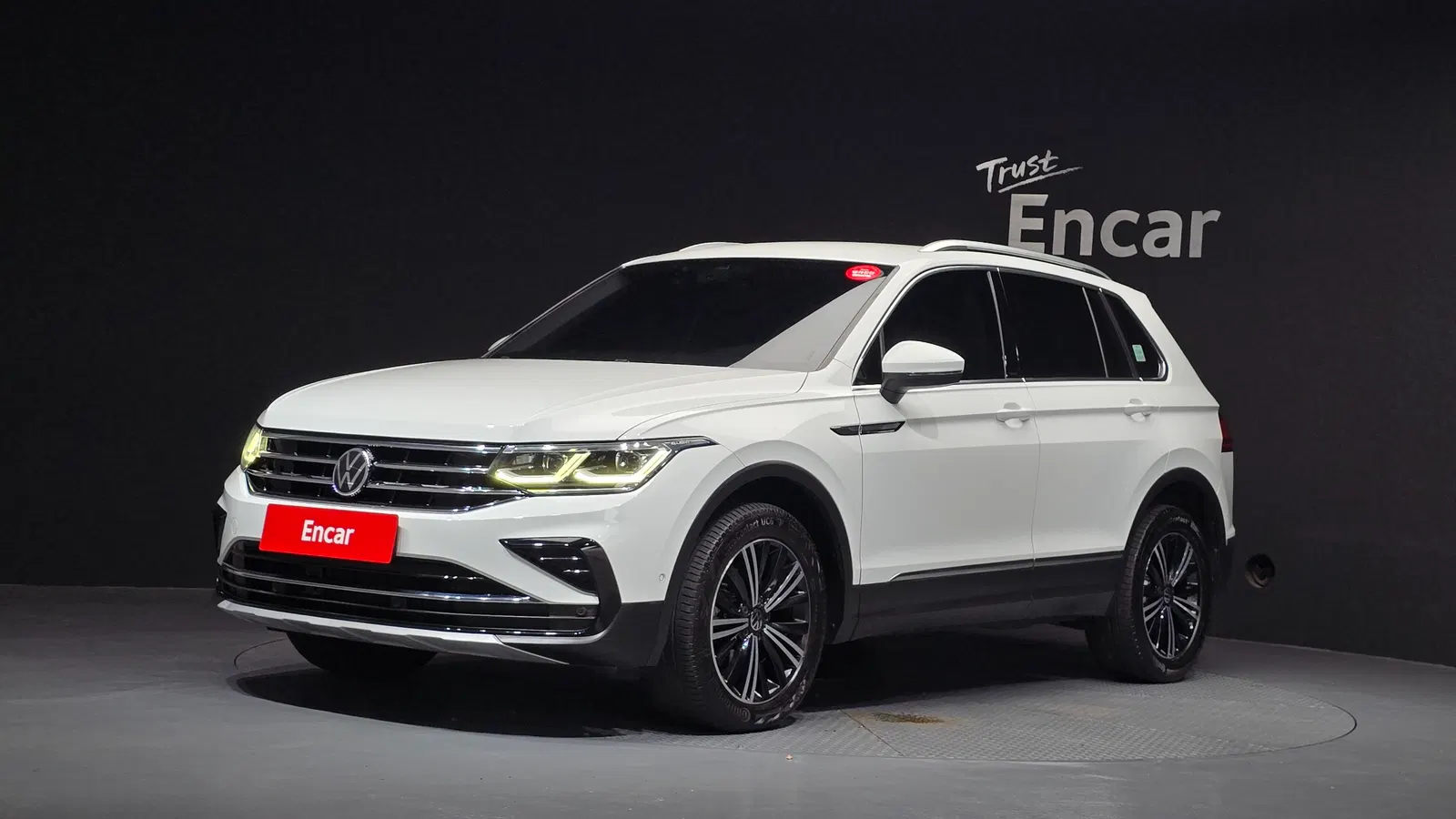 Volkswagen Tiguan 2e génération 2.0 TDI 4Motion Premium 2021 — photo 1 sur 32