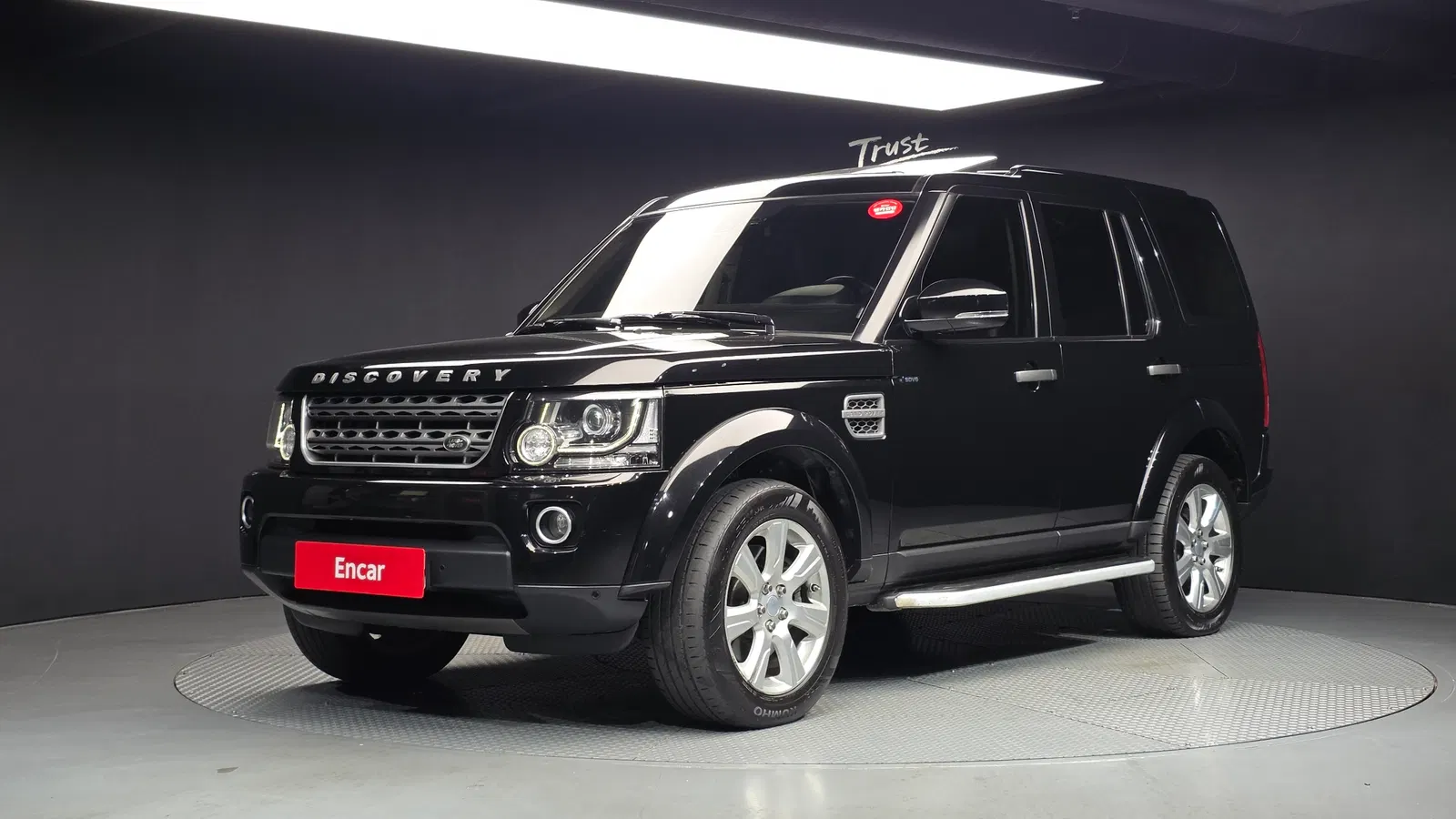 Land Rover Discovery 4 3.0 SDV6 SE 2016 — photo 1 sur 20