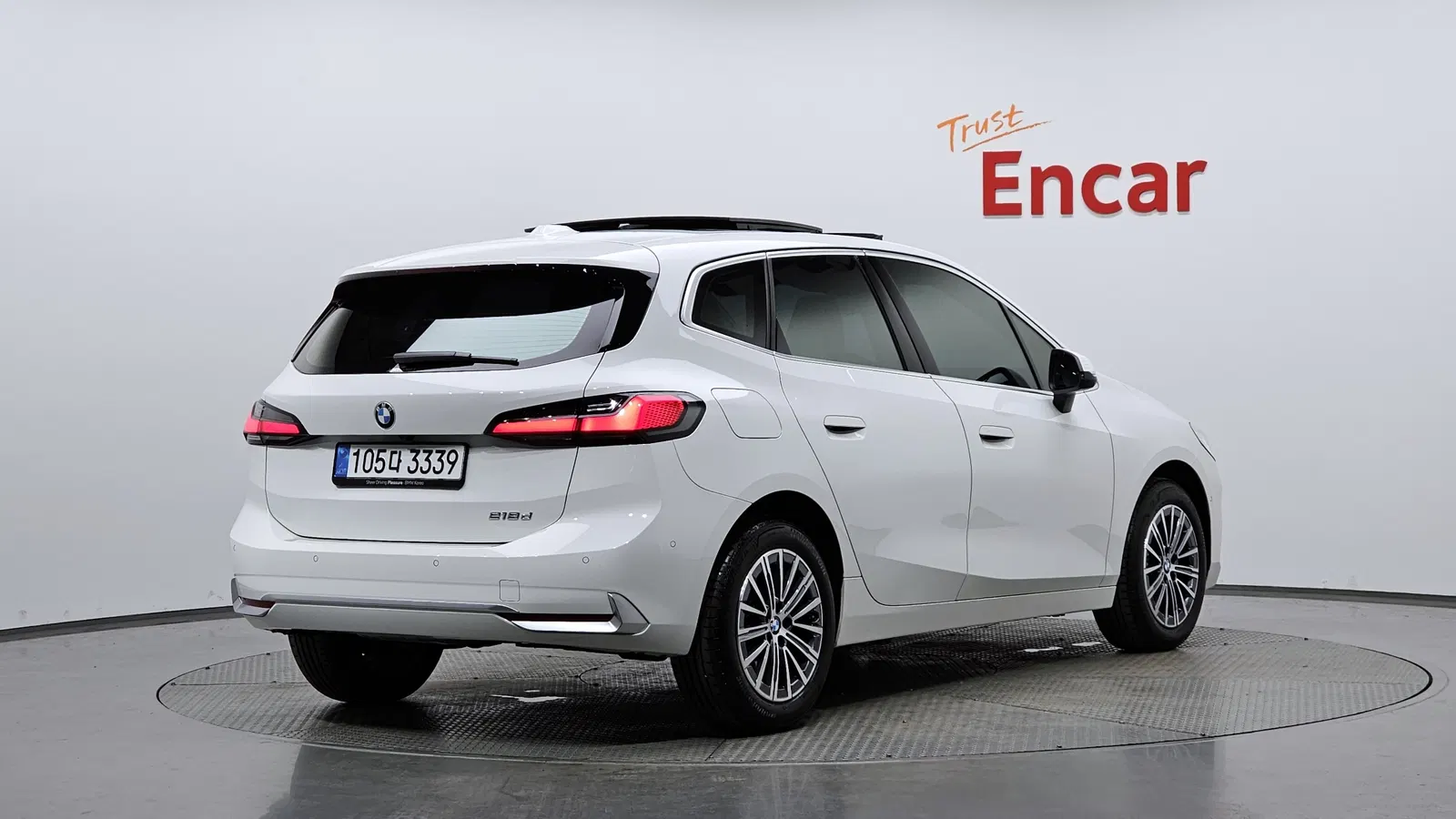 BMW Série 2 Active Tourer (U06) 218d Luxury 2025 — photo 1 sur 34