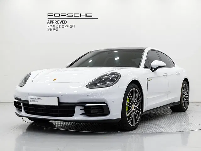 Porsche Panamera (971) 2.9 AWD E-Hybride 2019 — photo 1 sur 25