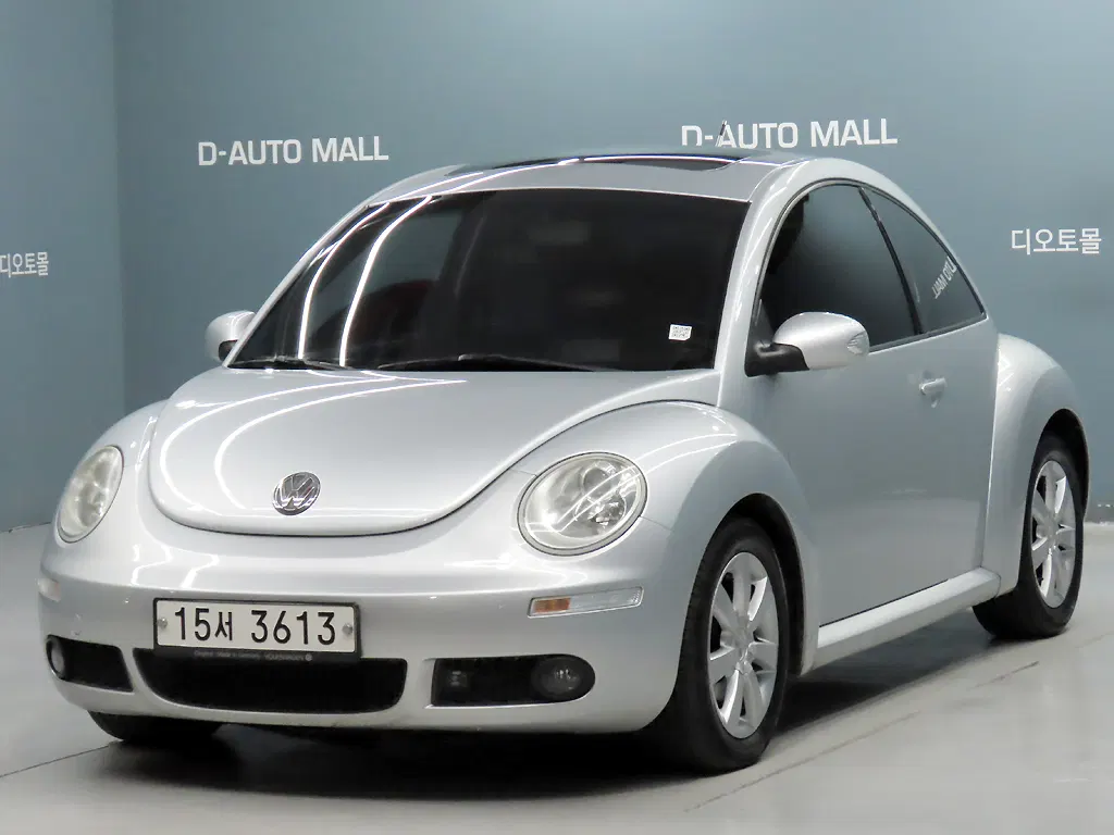 Volkswagen Beetle DELUXE 2.0 2006 — photo 1 sur 26