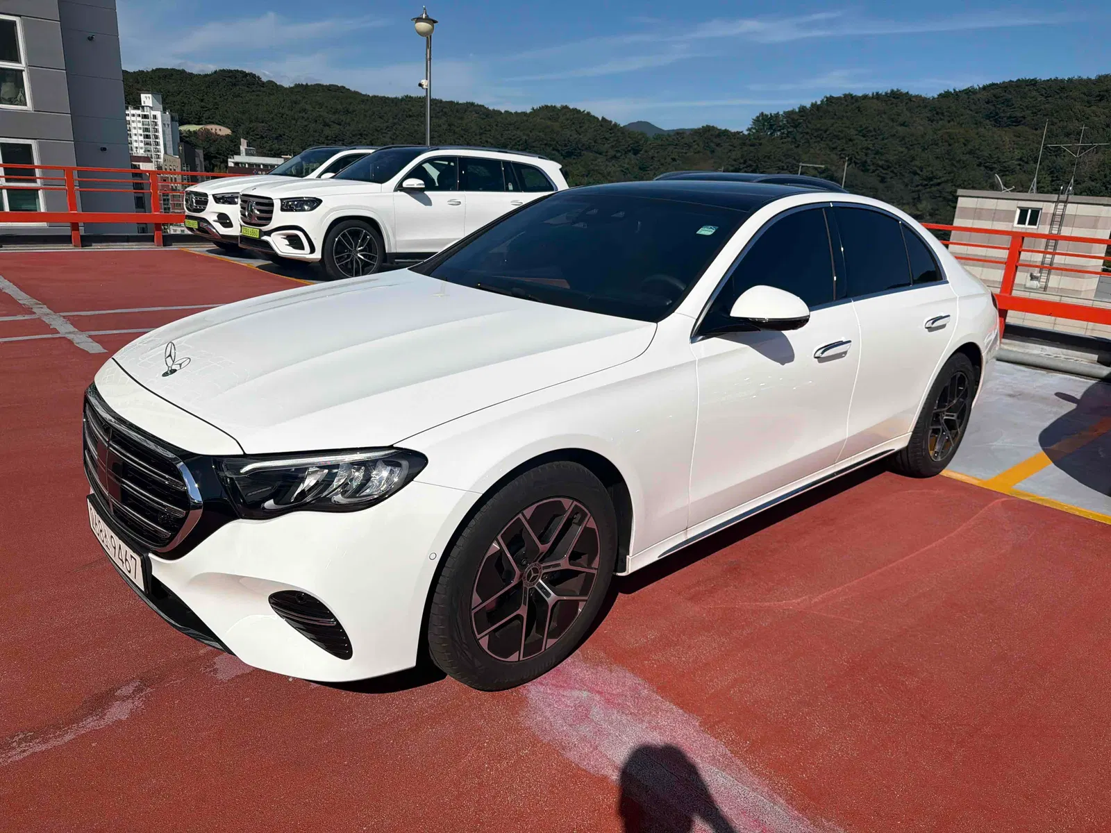 Mercedes-Benz Classe E E200 Exclusive (W214) 2026 — photo 1 sur 4