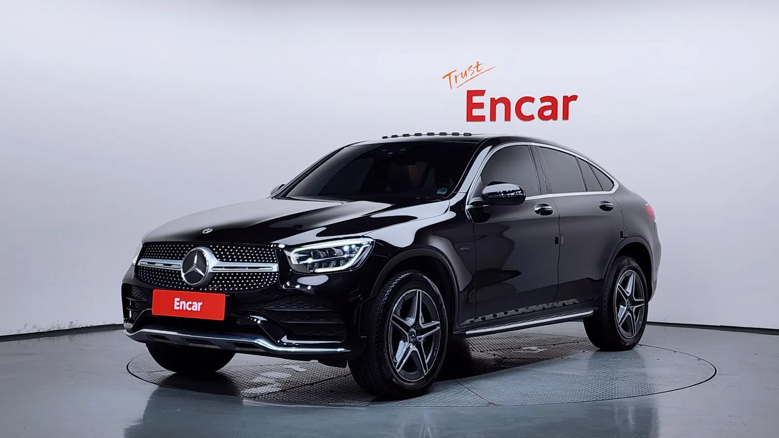 Mercedes-Benz GLC GLC300e 4MATIC Coupé (X253) 2021 — photo 1 sur 35