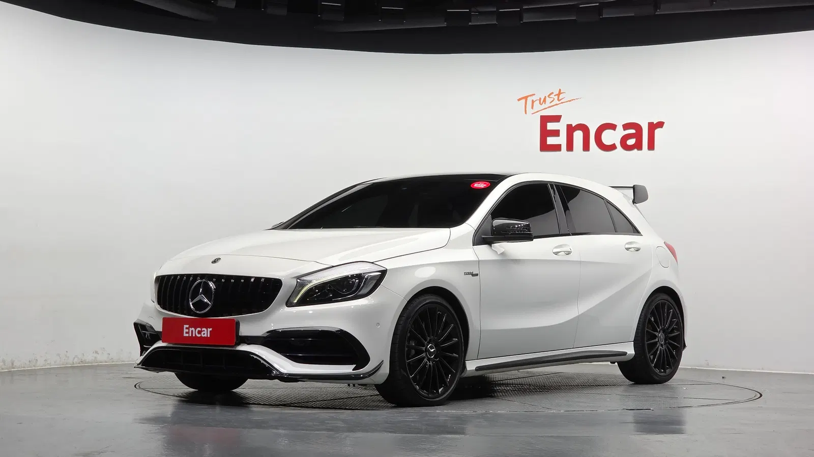 Mercedes-AMG Classe A A45 4MATIC (W176) 2018 — photo 1 sur 30