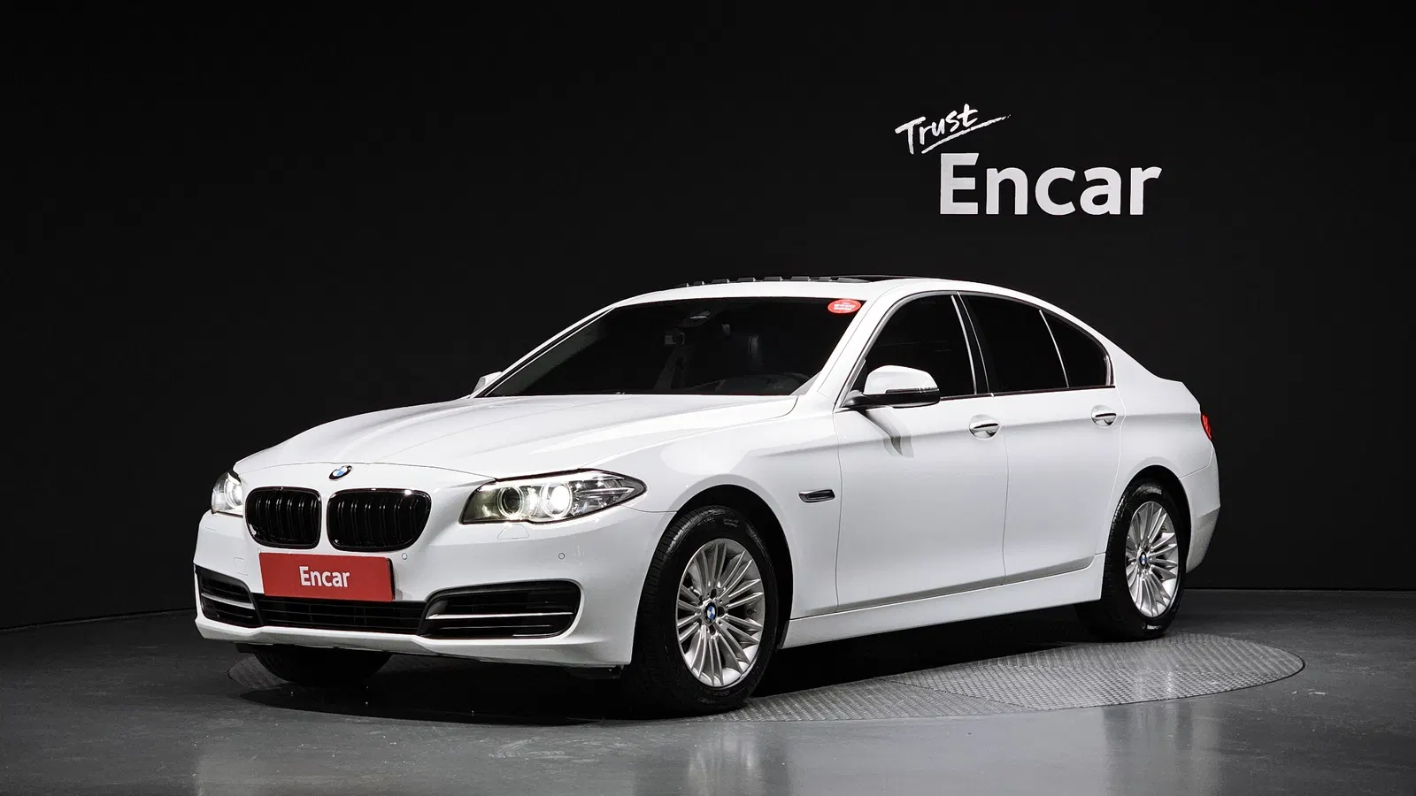 BMW Série 5 (F10) 520d 2015 — photo 1 sur 20