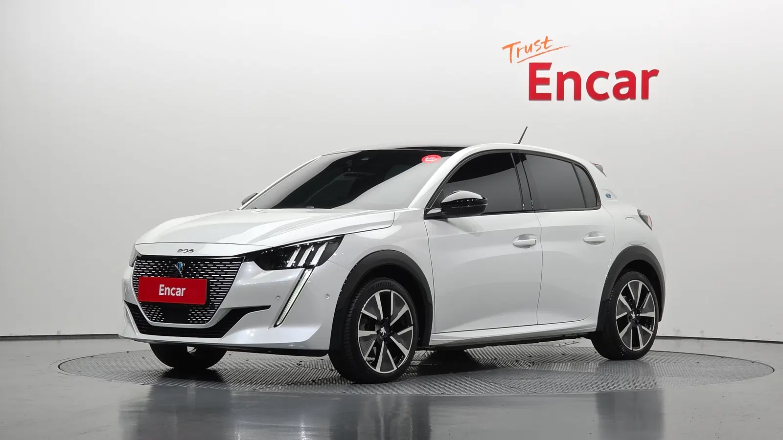 Peugeot e-208 2e génération GT 2022 — photo 1 sur 31
