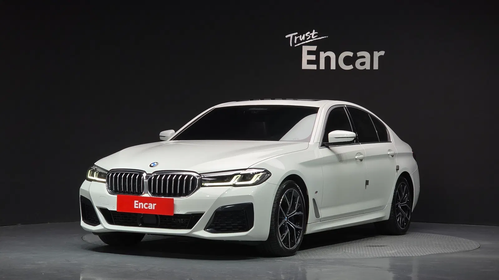 BMW Série 5 (G30) 530i xDrive M Sport 2022 — photo 1 sur 20