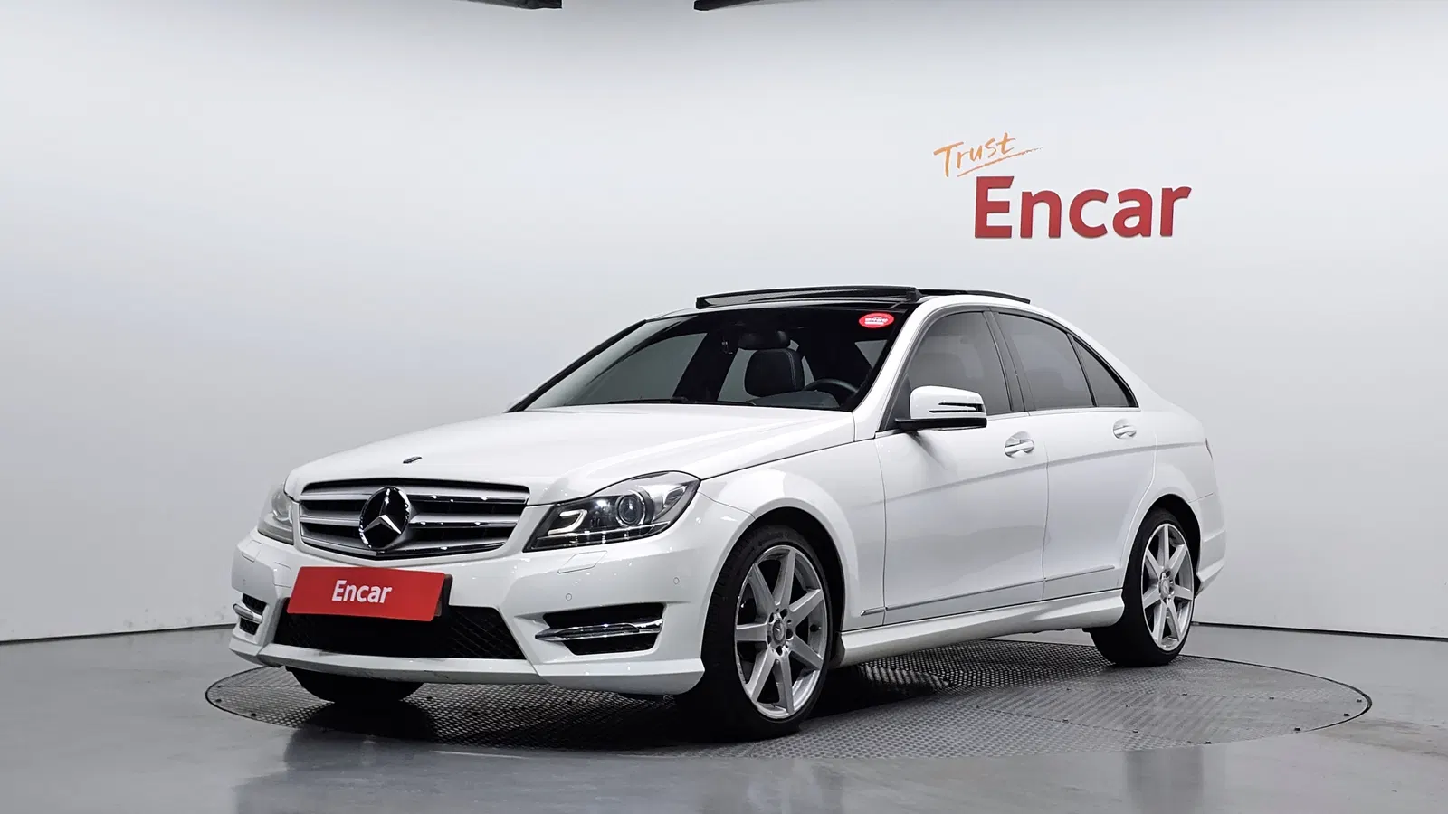 Mercedes-Benz Classe C C200 CGI Avantgarde StylePackage (W204) 2013 — photo 1 sur 34