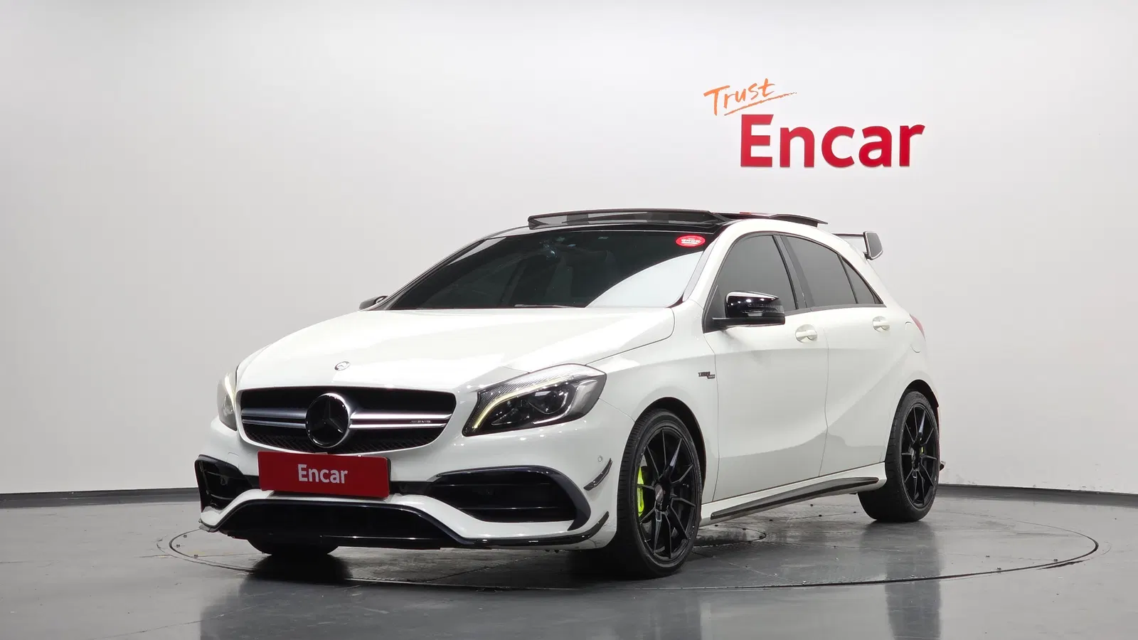 Mercedes-AMG Classe A A45 4MATIC (W176) 2016 — photo 1 sur 20