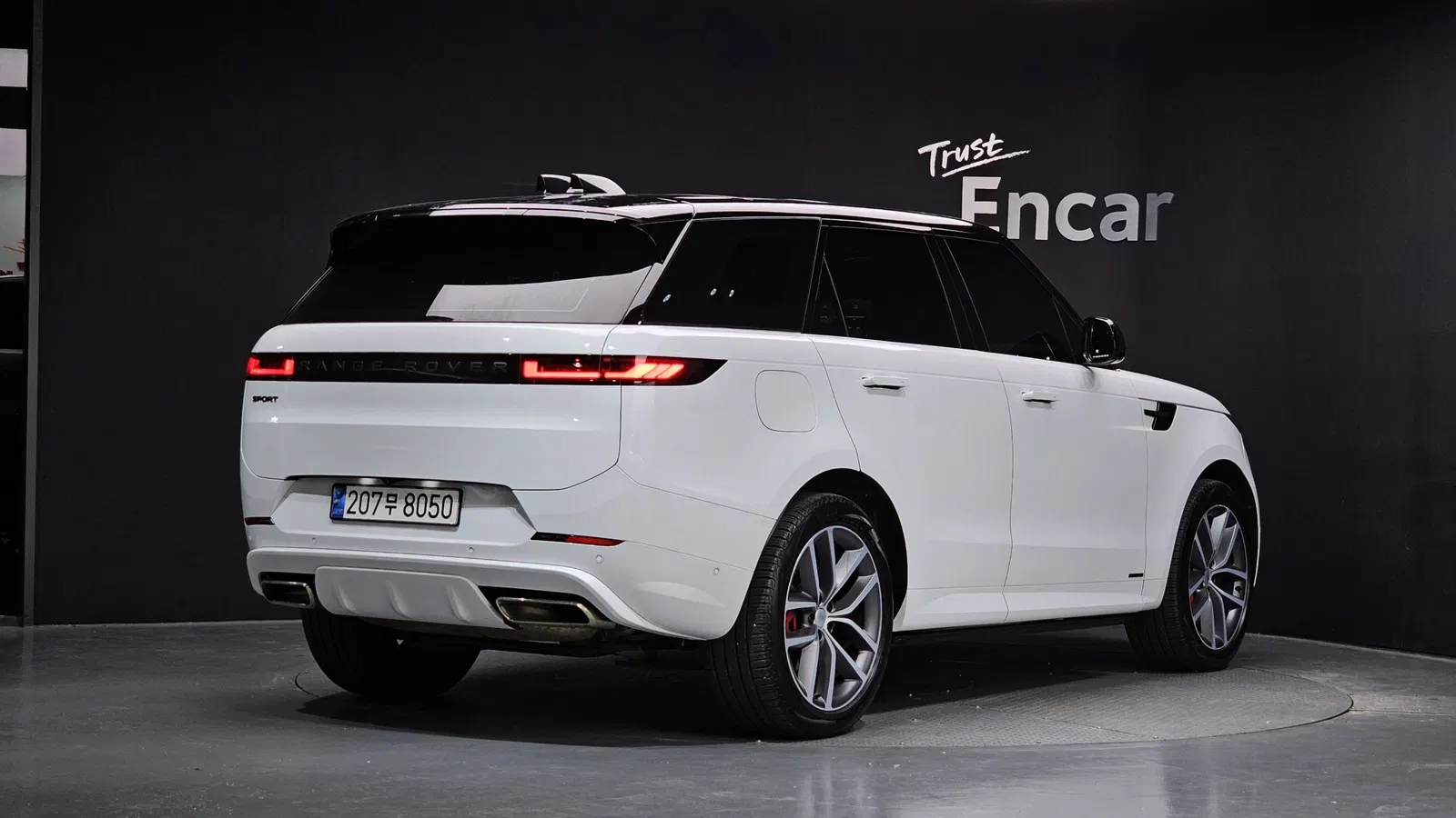 Land Rover Range Rover Sport 3e génération P360 AB 2024 — photo 1 sur 30