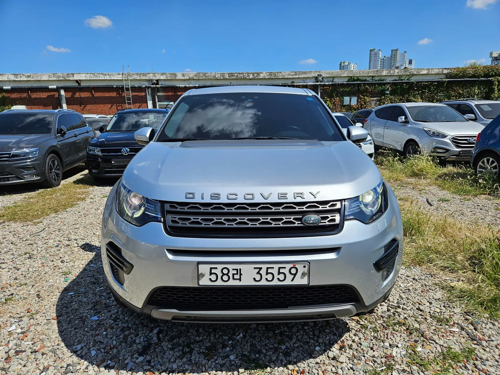 Land Rover Discovery Sport 2.0 TD4 SE 2017 — photo 1 sur 25