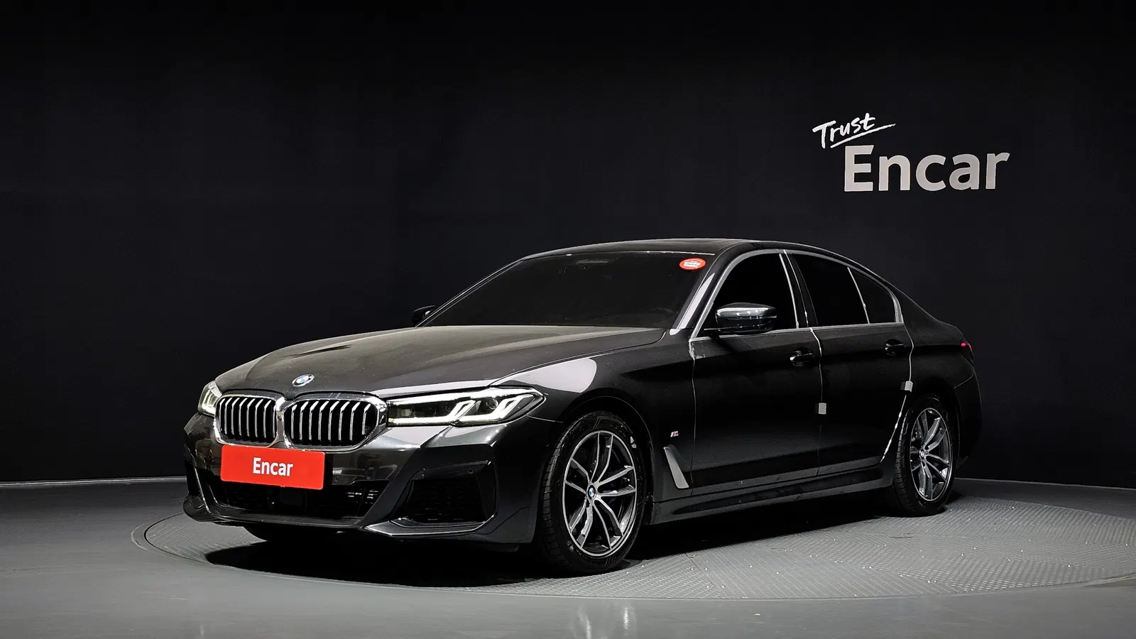 BMW Série 5 (G30) 523d M Sport 2023 — photo 1 sur 34