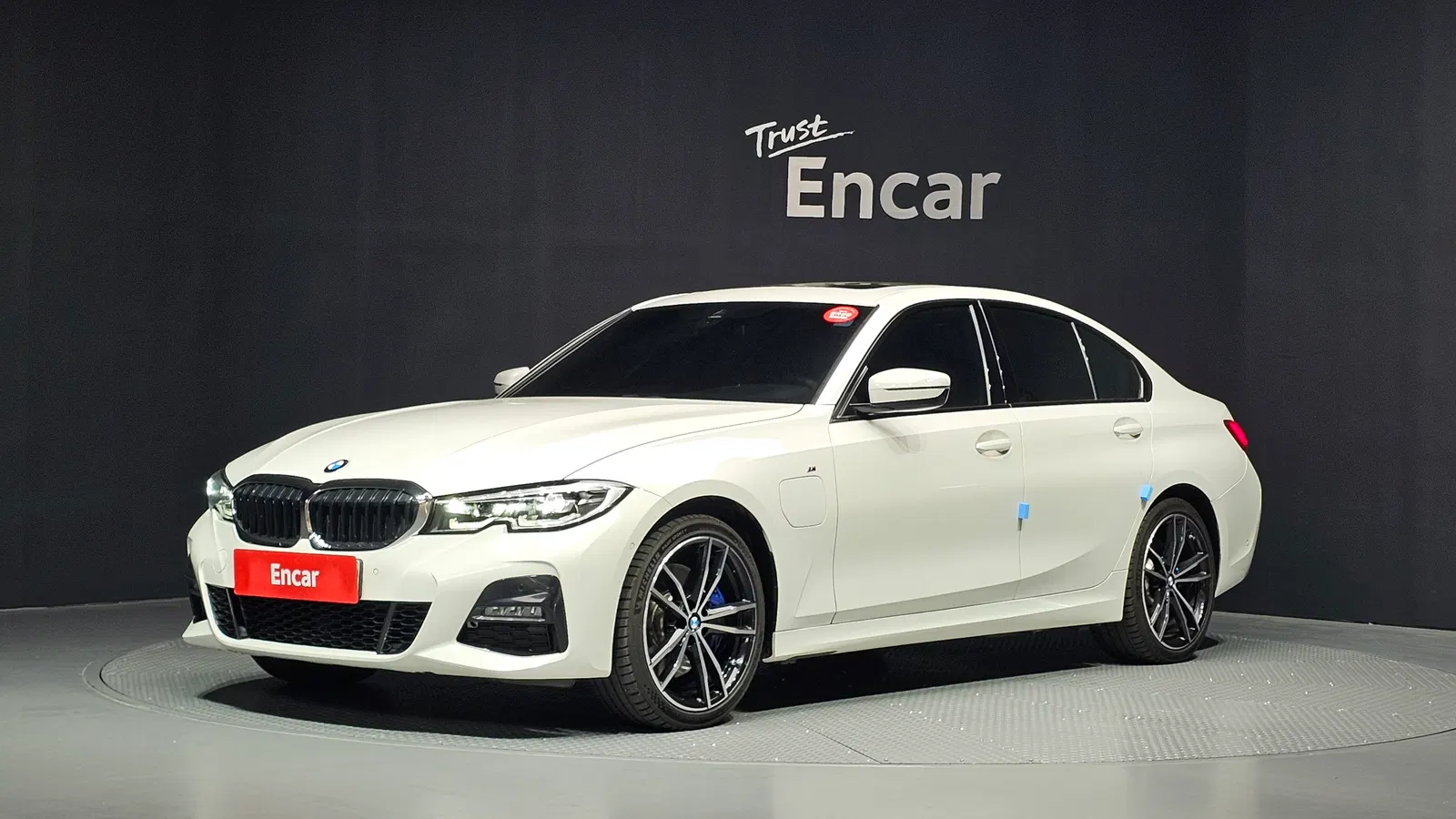 BMW Série 3 (G20) 330e M Sport 2021 — photo 1 sur 33