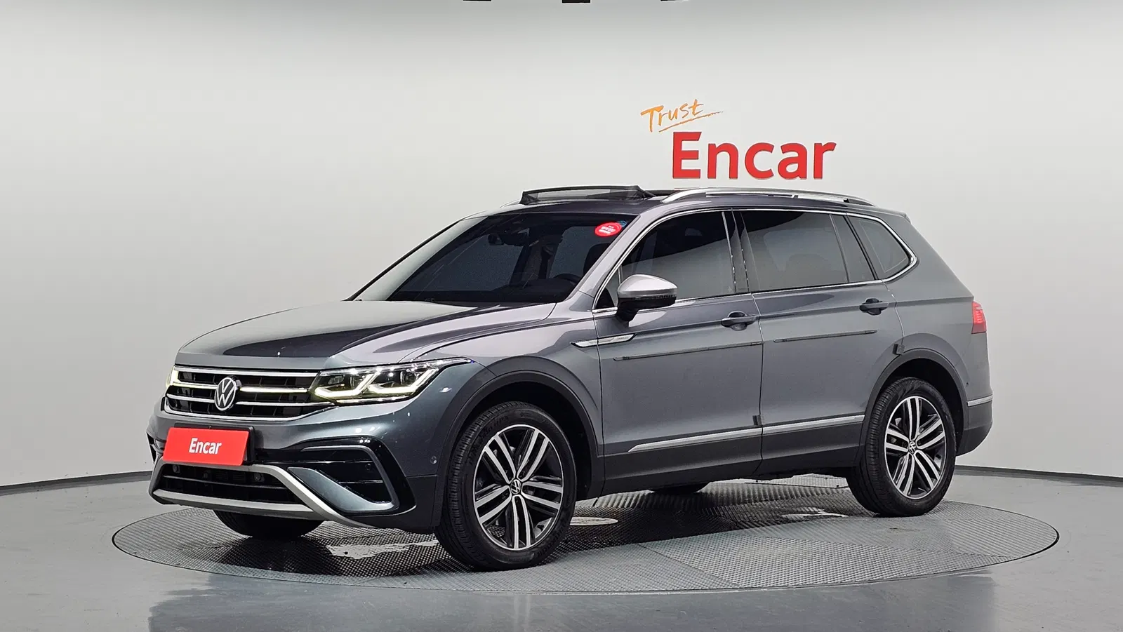 Volkswagen Tiguan Allspace 2.0 TSI Prestige 2023 — photo 1 sur 36