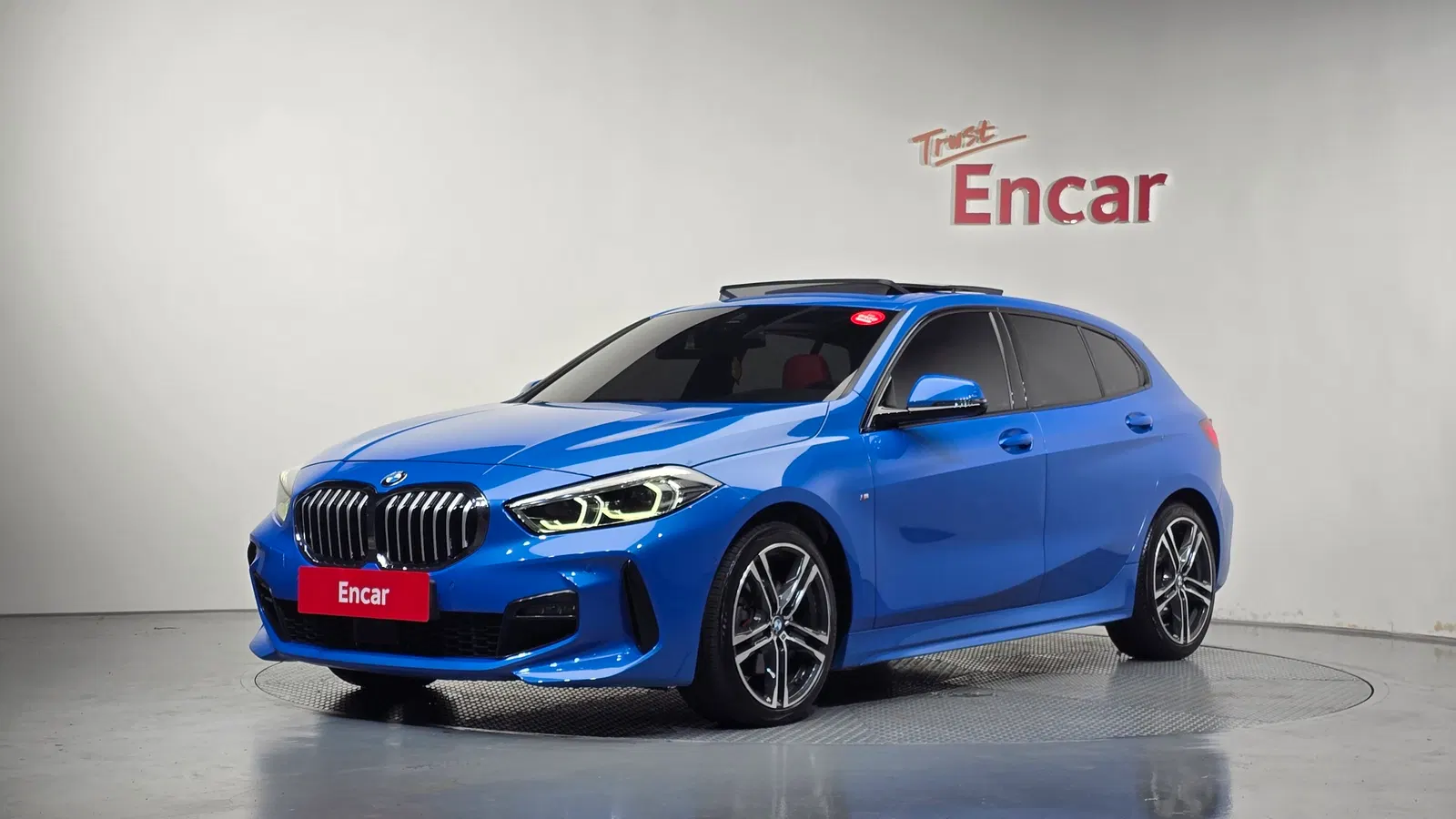 BMW Série 1 (F40) 118d M Sport 2021 — photo 1 sur 34