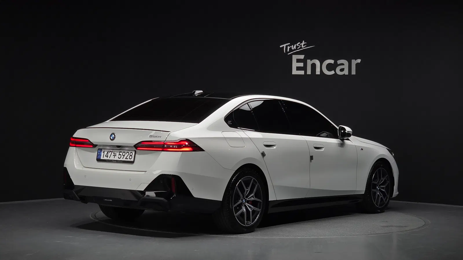 BMW Série 5 (G60) 520i Special Edition 2025 — photo 1 sur 37