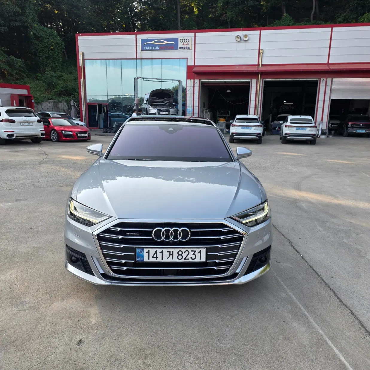 Audi A8 (D5) 55 TFSI Quattro LWB 2020 — photo 1 sur 26