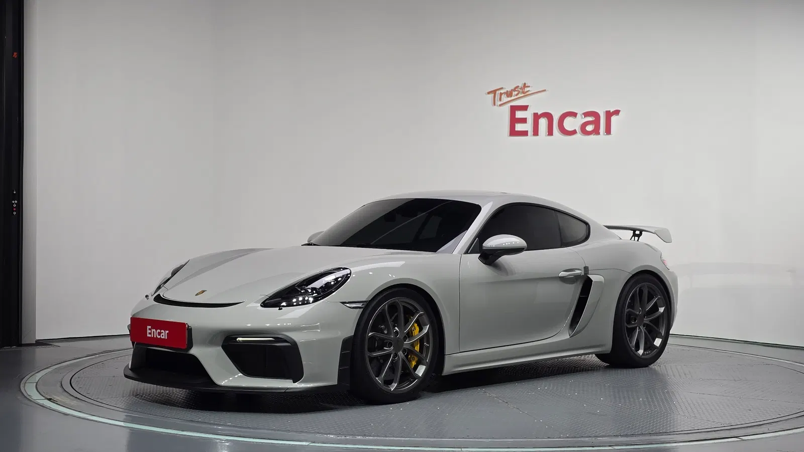 Porsche 718 Cayman 4.0 GT4 2023 — photo 1 sur 26