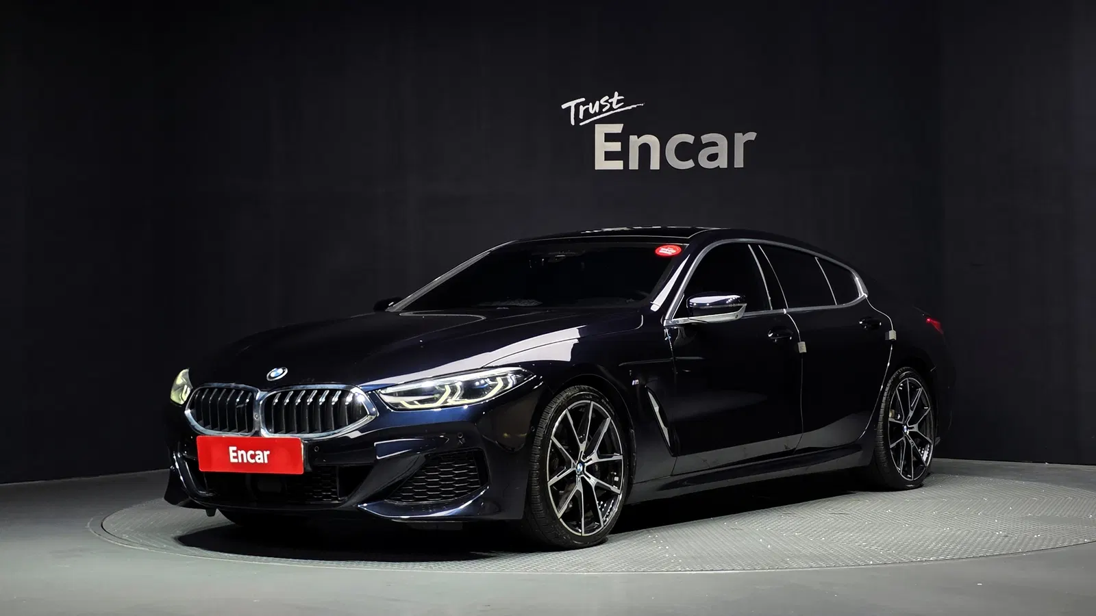 BMW Série 8 (G15) 840i xDrive M Sport GranCoupé 2021 — photo 1 sur 31