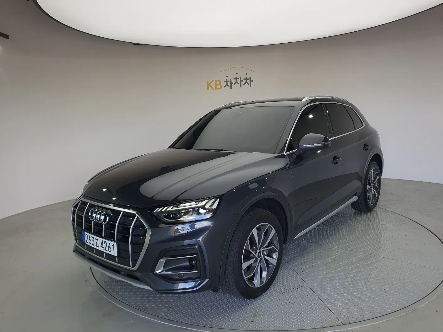 Audi Q5 (FY) 45 TFSI Quattro 2023 — photo 1 sur 26