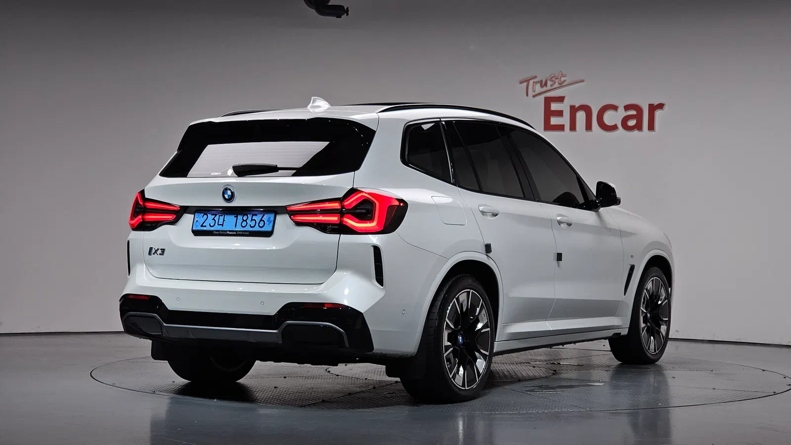 BMW iX3 M Sport 2024 — photo 1 sur 37
