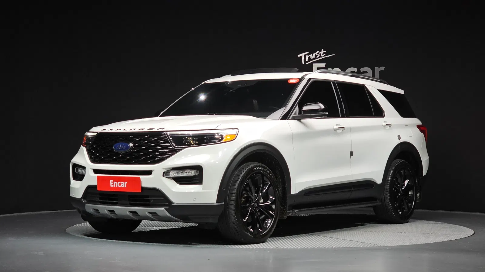 Ford Explorer 6e génération 3.0 Platinum 4WD 2021 — photo 1 sur 33
