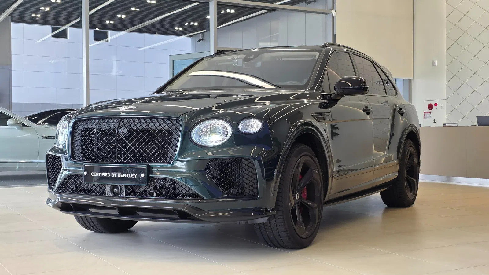 Bentley Bentayga 4.0 V8 S 2024 — photo 1 sur 24