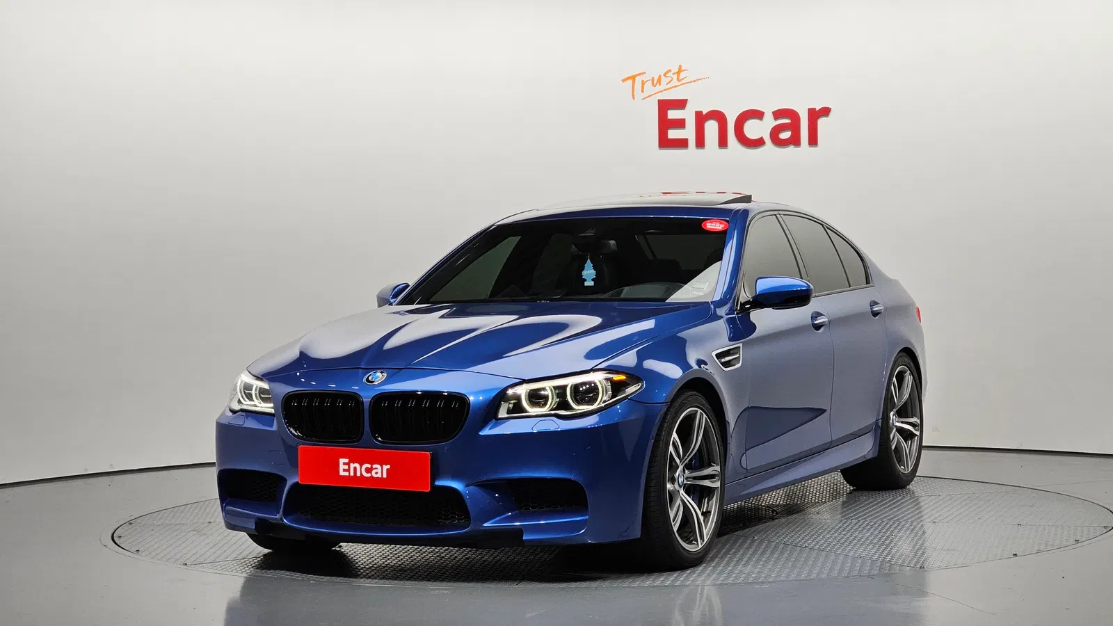 BMW M5 (F10) M5 Sedan 2014 — photo 1 sur 20