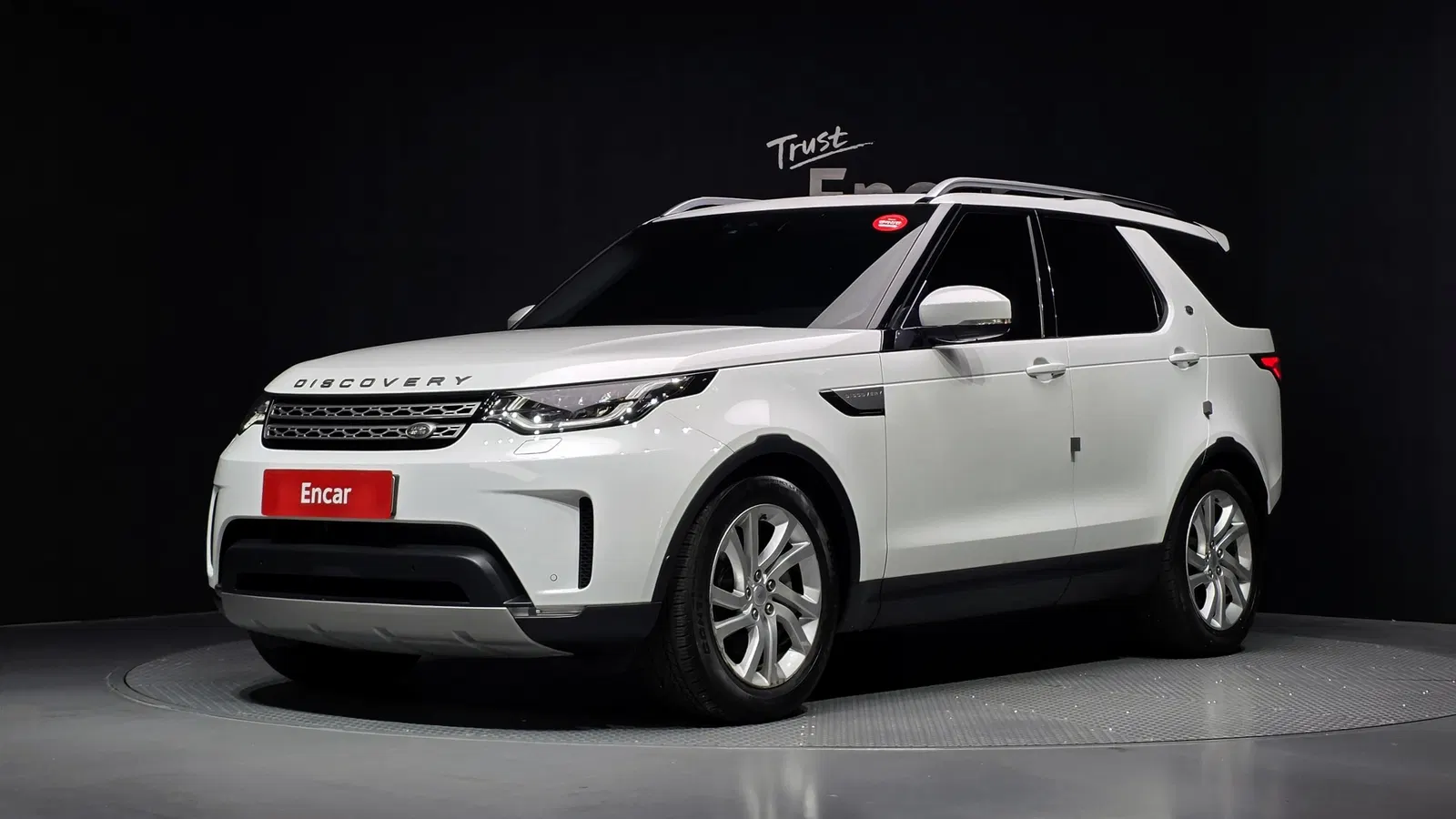 Land Rover Discovery 5 3.0 SD6 HSE 2019 — photo 1 sur 20